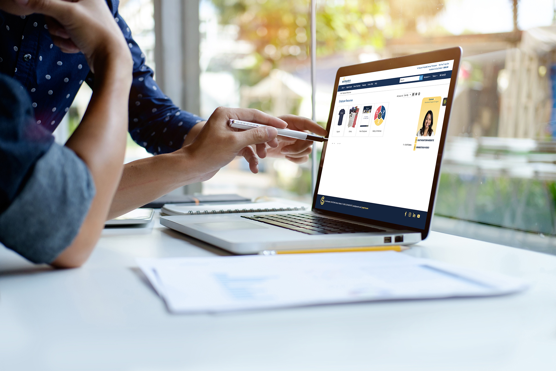 How Online Storefronts Reduce Waste and Increase Brand Control